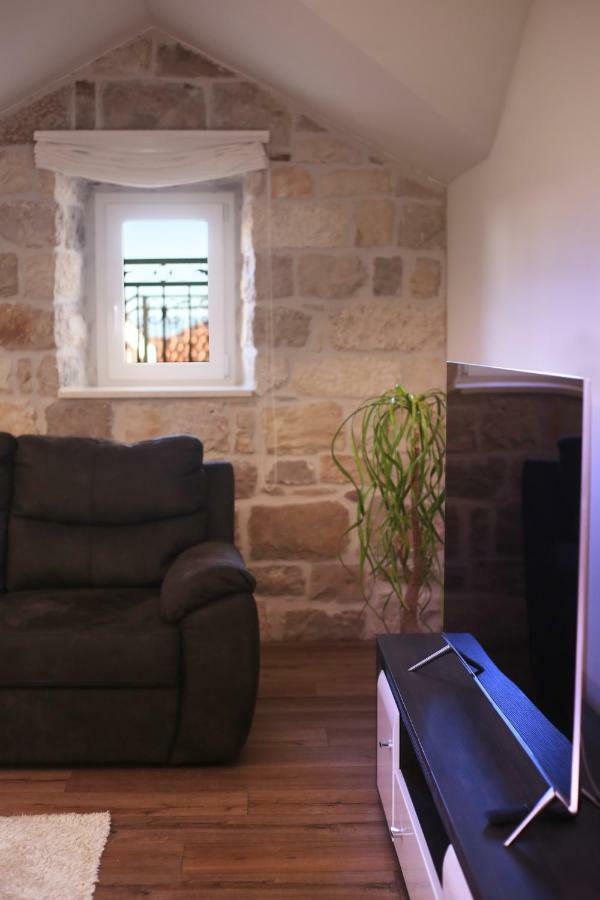 Dvor Appartement *