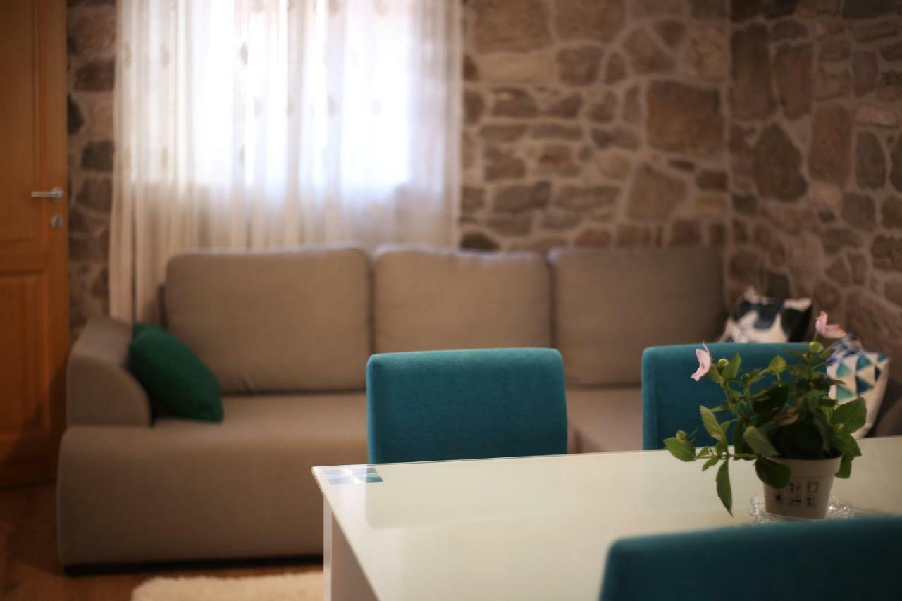 Dvor Appartement Baška Voda