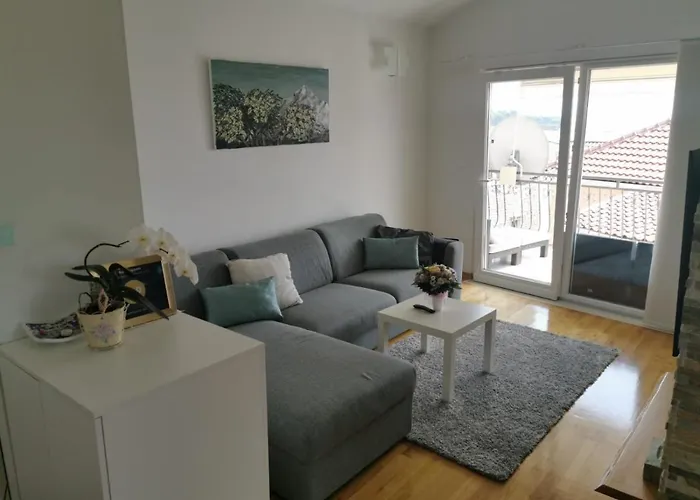 Apartments Dvor - Ap1, Ap2, Ap3