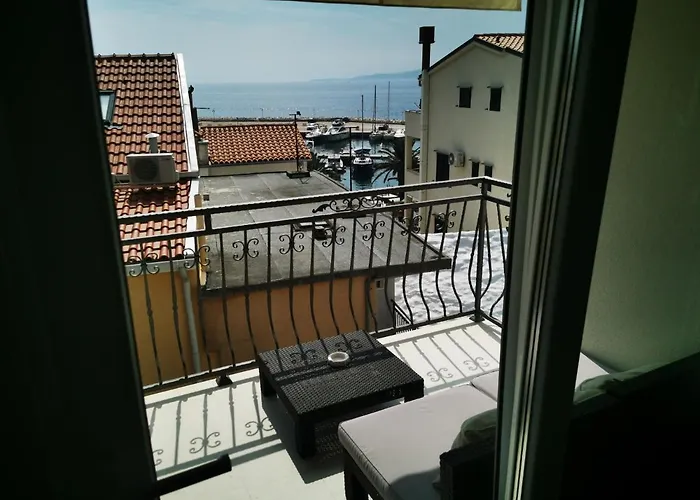 Apartments Dvor - Ap1, Ap2, Ap3
