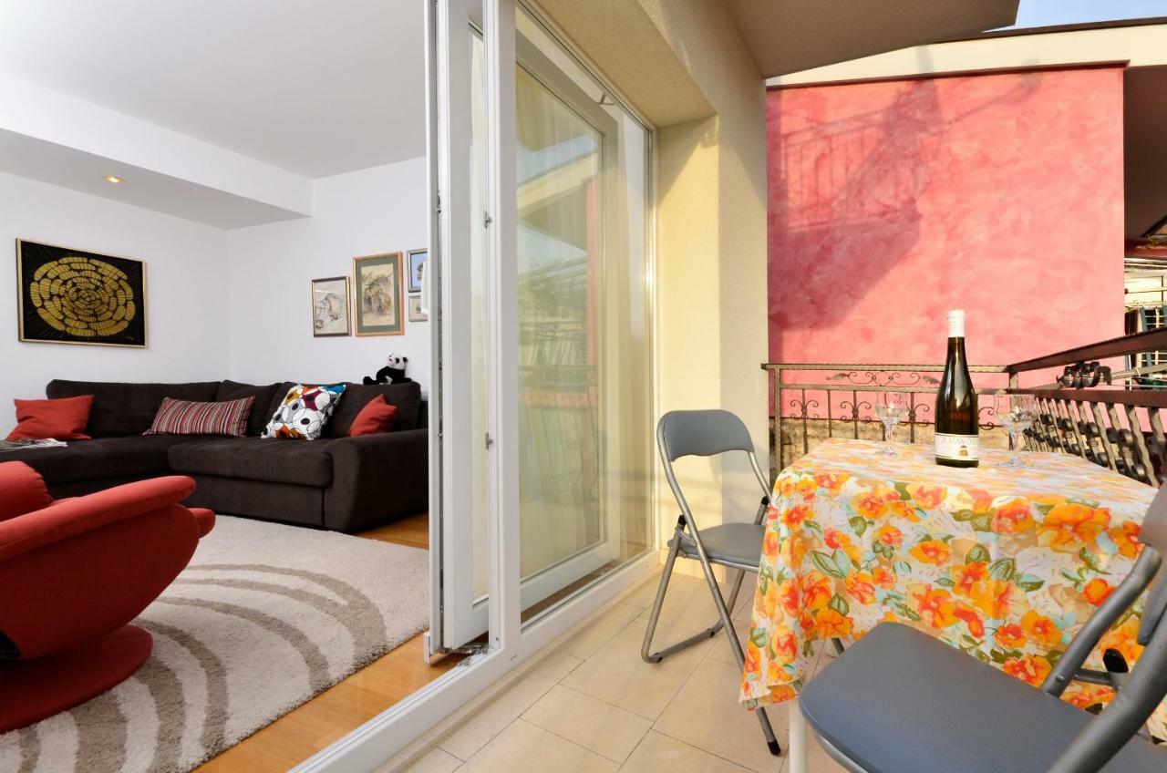 Apartment Dvor - Ap1, Ap2, Ap3 Baska Voda