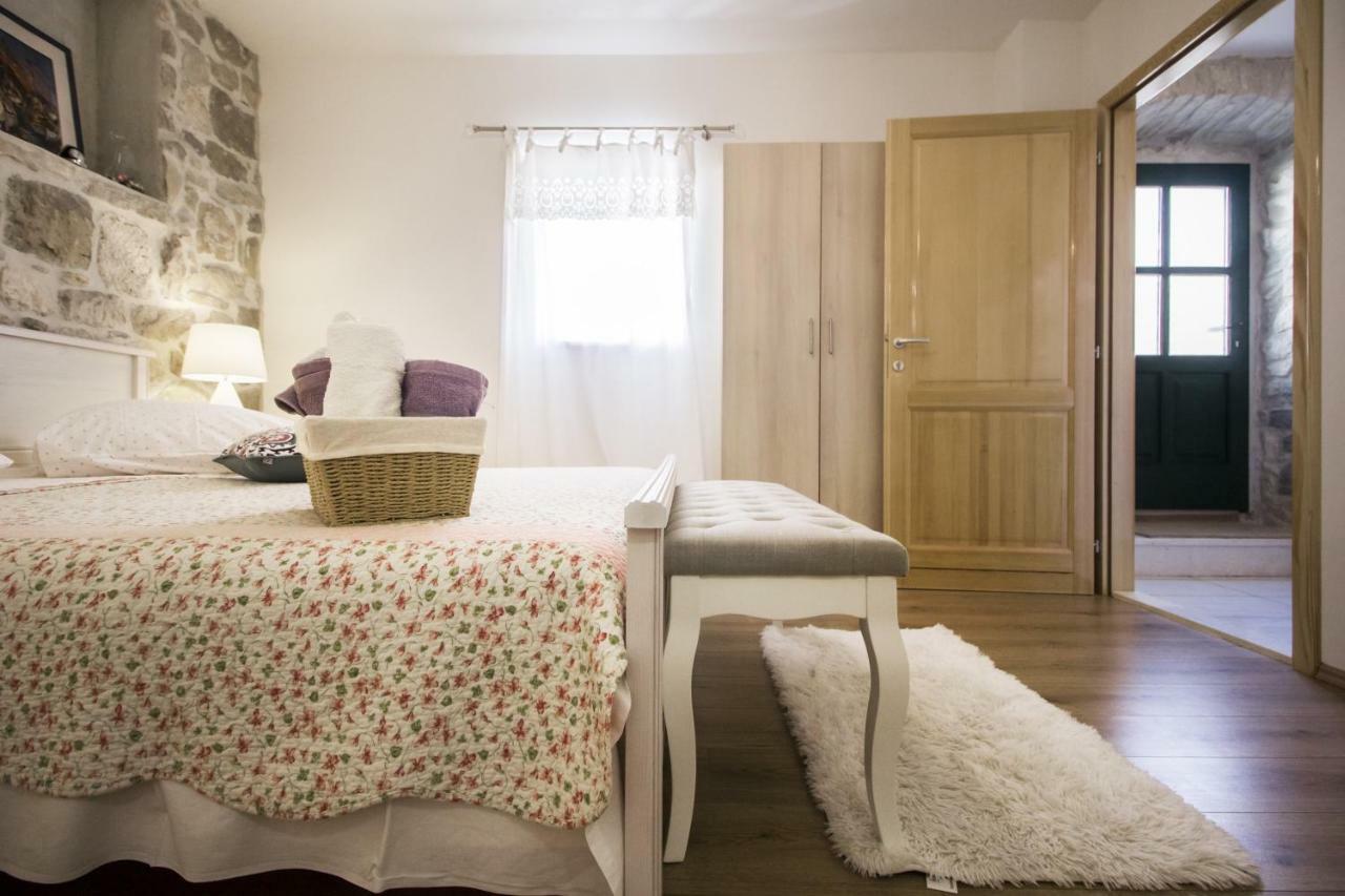 Apartment Dvor - Ap1, Ap2, Ap3